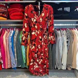 Band of the Free red/black floral long sleeve v neck maxi dress size S NWT